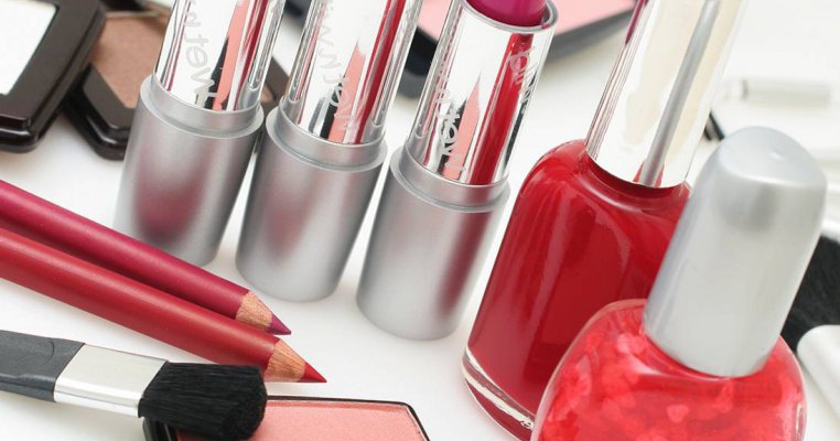 Atentie la ingredientele din produsele cosmetice!