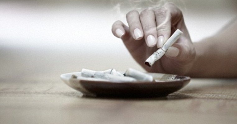 Nu exista  conceptul de tigara care te calmeaza! Fumatorii au cu 70% mai multe sanse sa experimenteze depresii si anxietate
