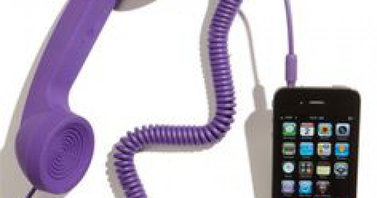  Aproape jumatate din utilizatorii de smartphone au declarat ca nu pot trai fara telefon