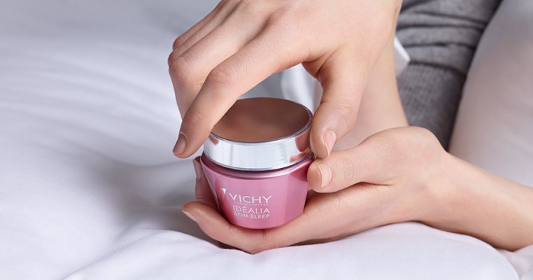 Am descoperit crema de noapte pentru mame ocupate