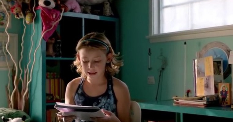 [ Video] Parintii, celebrati intr-un spot emotionant