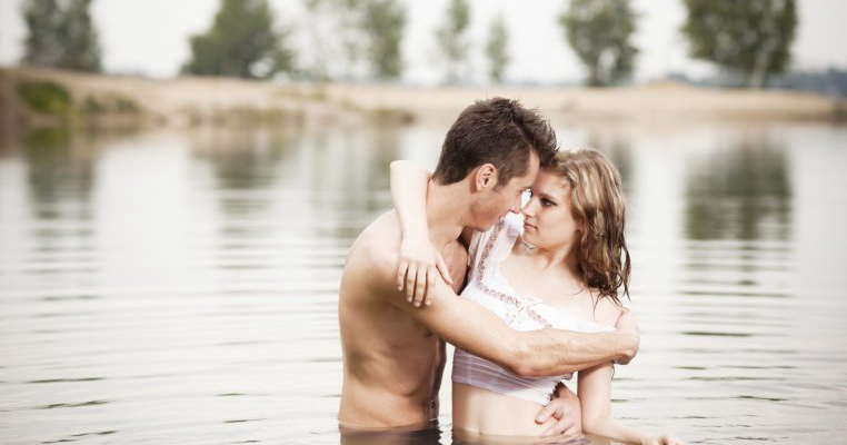 Pozitii sexuale preferate de femei in functie de zodie