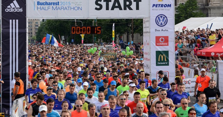 Peste 12.000 de alergatori la OMV Petrom Bucharest Half Marathon 2015