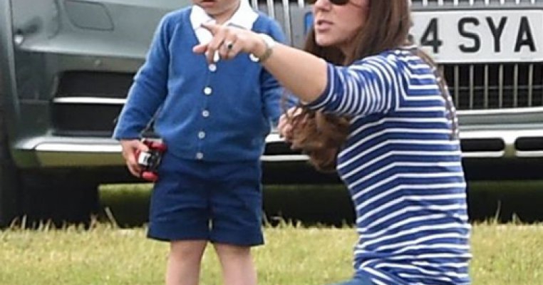 Kate Middleton si Printul George alaturi de William la un meci de polo