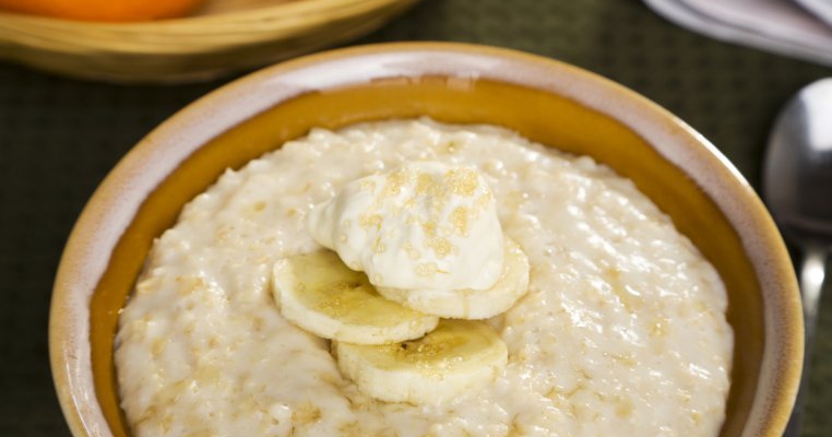 Orez fiert cu banane