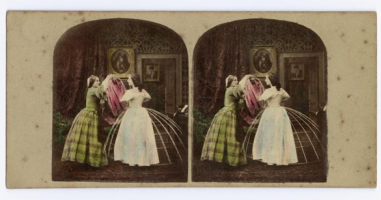 Mini-istoria crinolinei: Un obiect de moda fascinant si ciudat in acelasi timp 