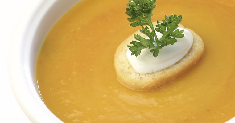 Supa crema de morcovi cu portocale