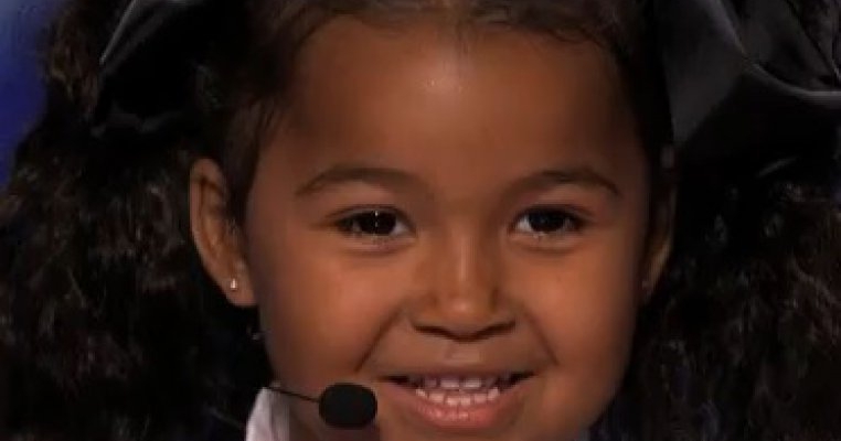 A uimit intreaga audienta: Fetita de 5 anisori care vrea sa castige America’s Got Talent pentru a dona premiul