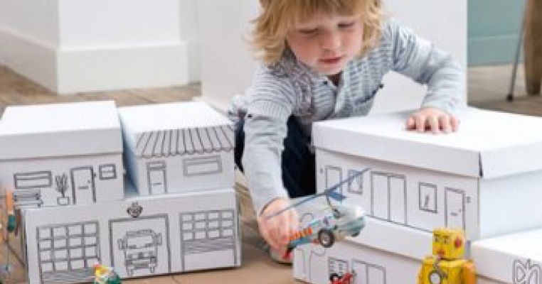 Ce se poate obtine dintr-o cutie de pantofi: 5 idei numai bune de mesterit impreuna cu copilul