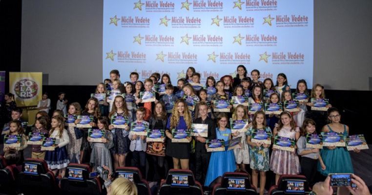 Micile Vedete pe covorul rosu la ceas aniversar