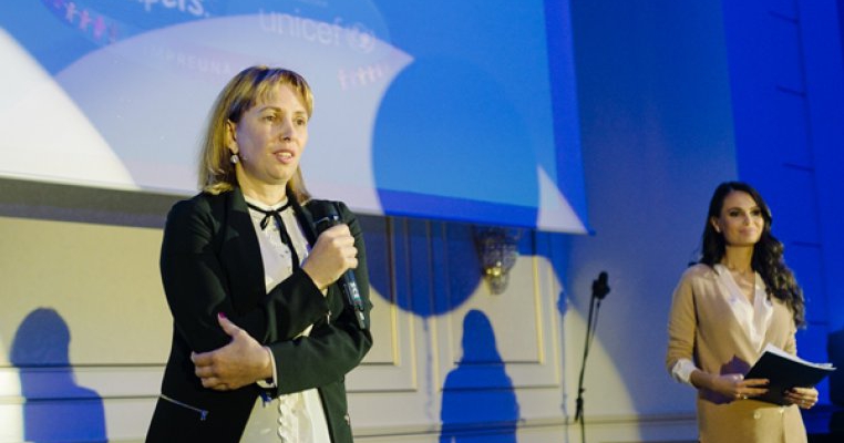  Pampers si UNICEF aniverseaza 10 ani de parteneriat, avand o singura dorinta: eliminarea tetanosului matern si neonatal