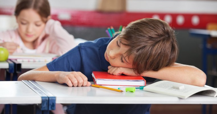 Care este ora corecta de culcare a copilului, conform unui grafic simplu