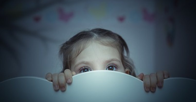 8 lucruri care interfereaza cu somnul copilului tau