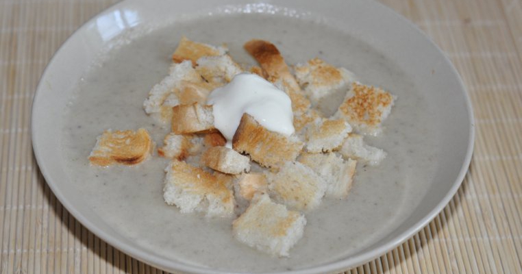 Supa crema de ciuperci rapida si gustoasa