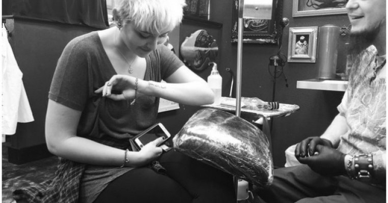 Ce tatuaj special şi-a făcut Paris Jackson, fiica lui Michael Jackson, în memoria tatălui său