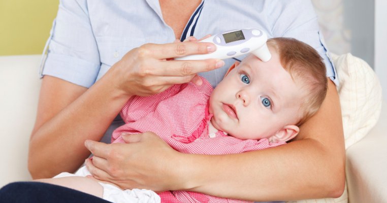 Totul despre convulsiile febrile la copii 