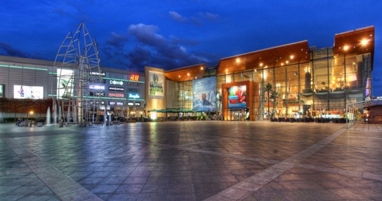 Băneasa Shopping City aniversează primii 8 ani de shopping si lifestyle
