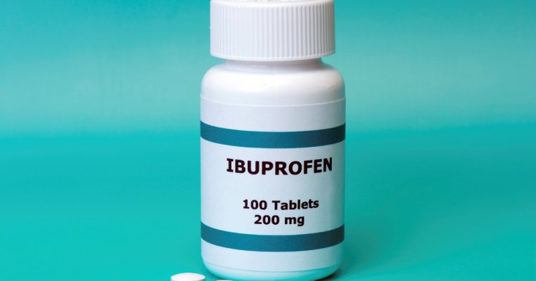 Este adevărat că tratamentul cu ibuprofen poate pune în pericol viața copiilor cu vărsat de vânt? 