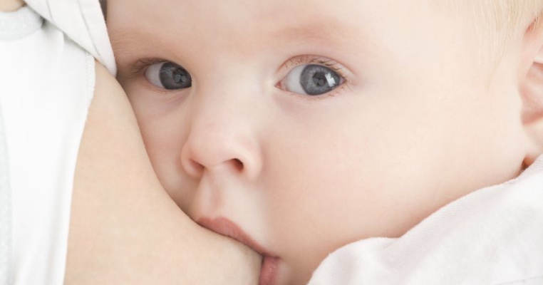 Povesti de mamici: intarcarea, decizia mamei sau a copilului?