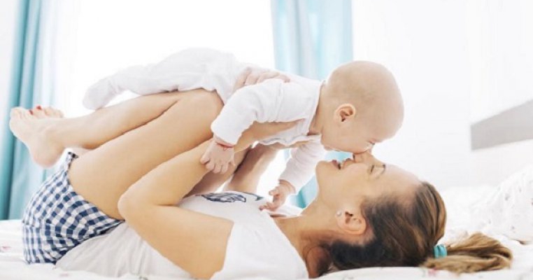 Cosmetice pentru bebeluși care ajută și mămicile