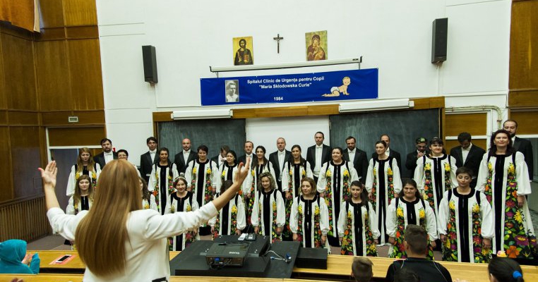 De Ziua Internațională a Muzicii, Corul Madrigal a concertat la Spitalul Marie S. Curie
