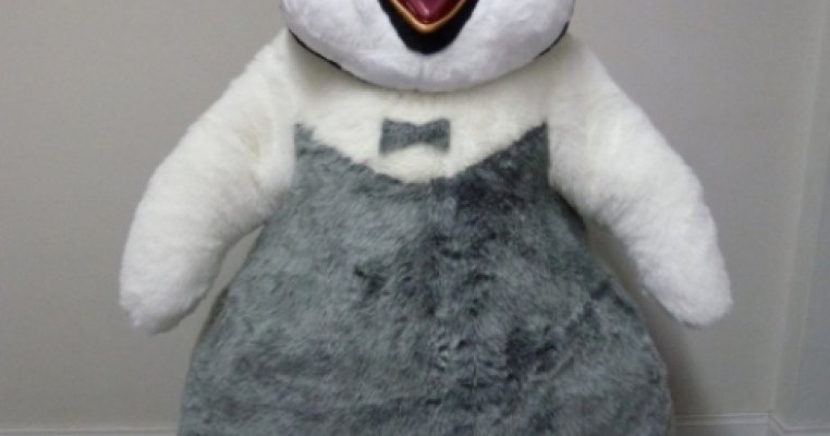 Mascotele Happy Feet 2 te asteapta in Baneasa Shopping City