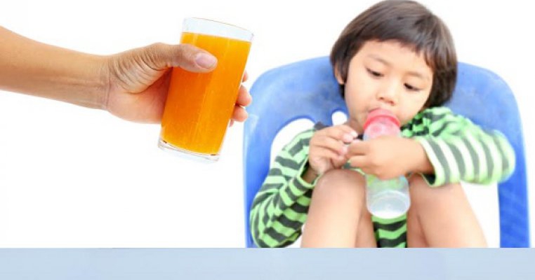 7 semne că al tău copil are deficiență de vitamina D