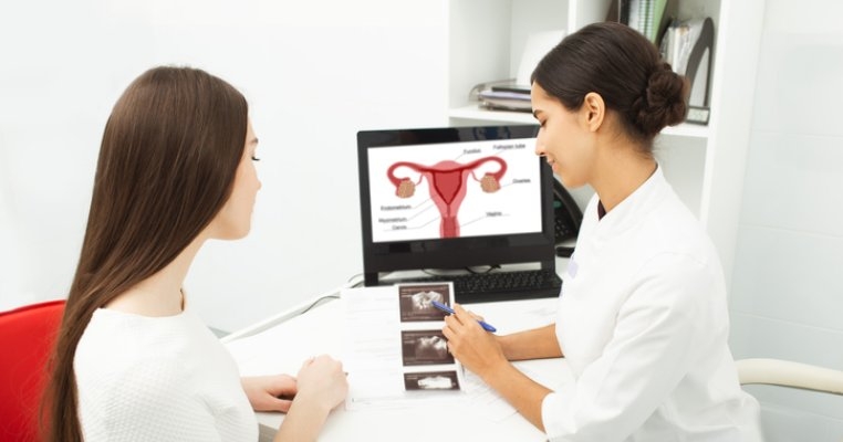 datând un ginecolog feminin