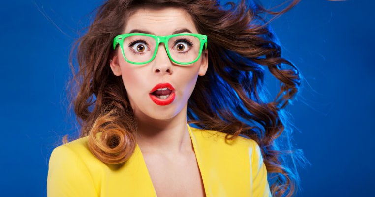 8 culori pe care o mamă stilată nu le poartă