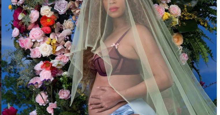 Beyonce va deveni mămică de gemeni!