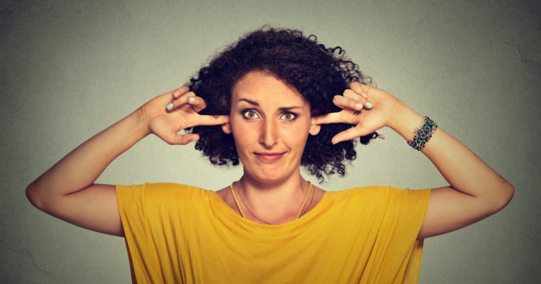 10 tipuri de oameni de la care să nu accepți sfaturi de parenting 