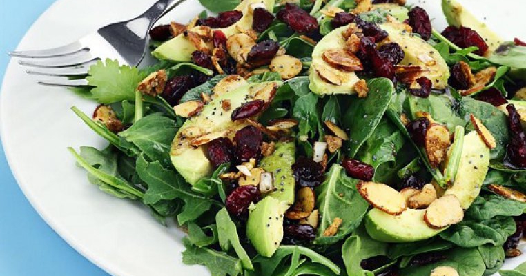 Salată de avocado