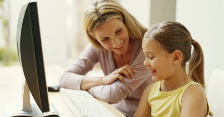 7 tipuri de mame pe care le intalnesti peste tot. Cu care sa te imprietenesti, pe care sa le ocolesti