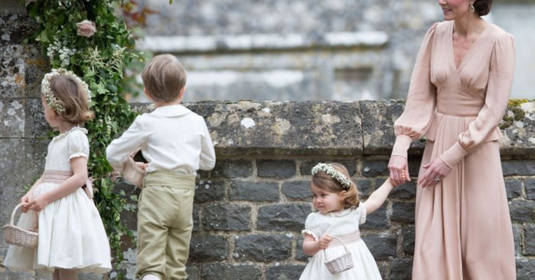 Kate Middleton: 9 ţinute casual de mamă care ne inspiră