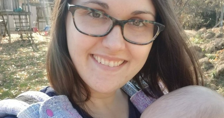 Mămica eroină! A născut natural un bebeluș de aproape 6 kg