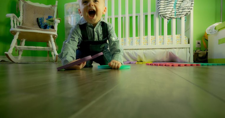 De ce să alegem jucării educative în limba română? 