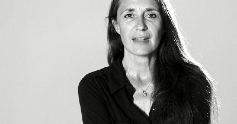 CUTREMURATOR! Vanduta de propria mama, la 6 ani: “Am fost sclava sexuala pentru elita Europei!” – VIDEO