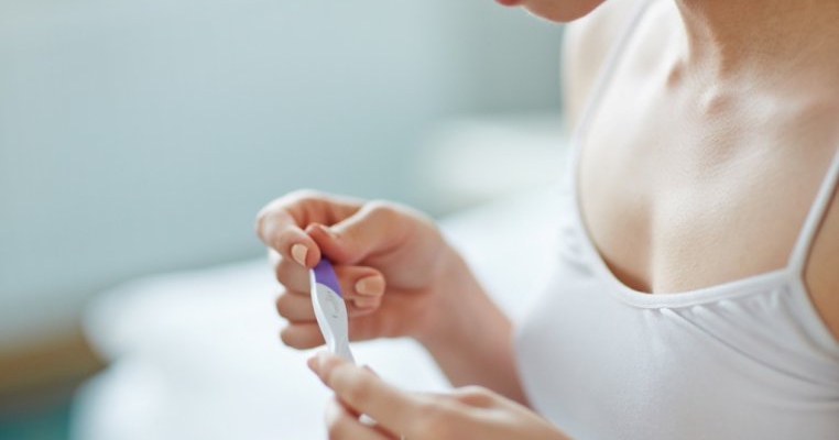 Semnele care îți spun că ai șanse scăzute să rămâi însărcinată 