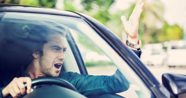 7 tehnici de calmare în trafic direct de la psiholog