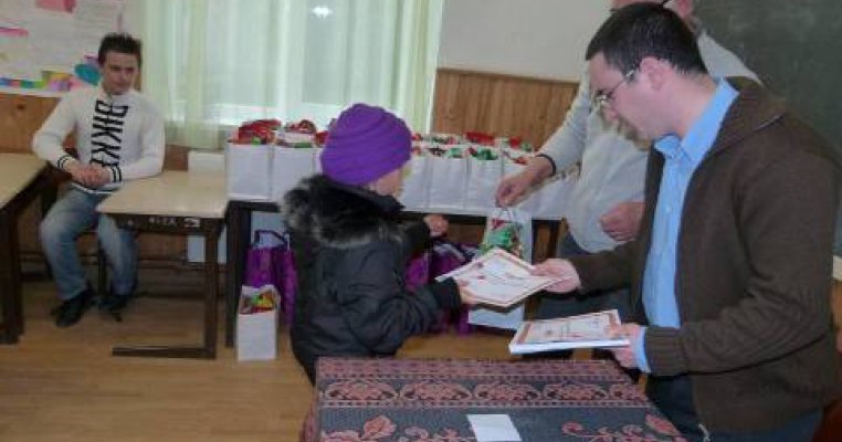 Copiii de la tara, motivati sa invete partea a II-a