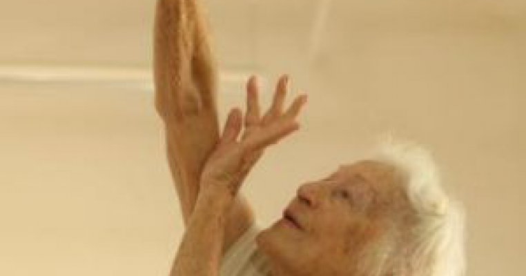 Este dansatoare, coreografă și tocmai ce a împlinit ... 103 ani