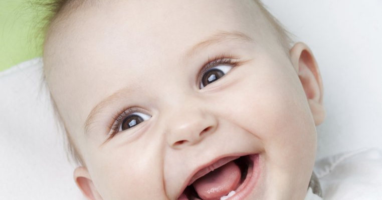 Atentie parinti! Ce trebuie sa auda un bebelus in fiecare zi