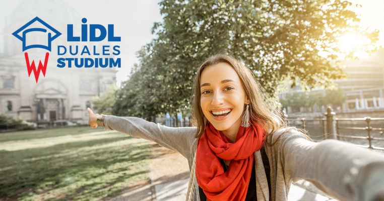 Lidl îi trimite pe liceenii români la studii în Germania