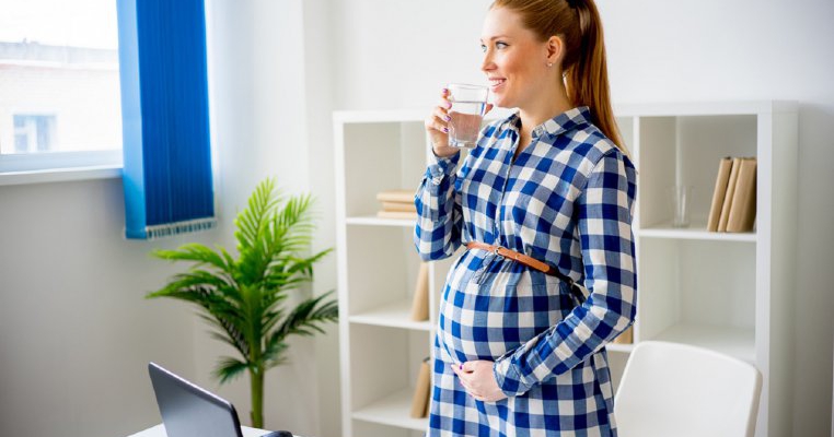 9 trucuri de ameliorare a durerilor de sâni din timpul sarcinii