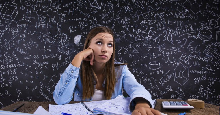 Luni, 5 martie, incepe simularea Evaluare Nationala pentru clasa a VIII-a. Ce trebuie sa stie toti parintii si elevii