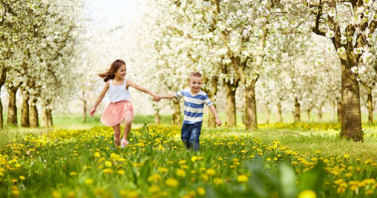 5 poezii de primăvară ușor de învățat de preșcolari