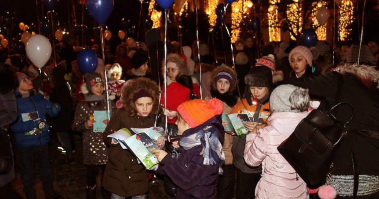 Cantus Mundi a reunit peste 10.000 de copii de „Ora Pământului”, care au cântat simultan în 54 de localități