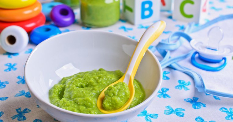 5 idei de piureuri pentru bebeluși cu câte 2 legume