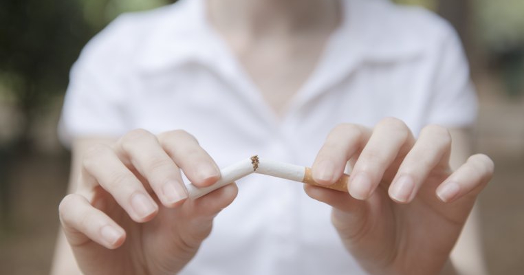 5 beneficii daca te lasi de fumat ACUM