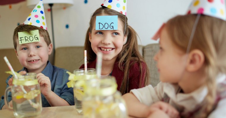 10 jocuri fără gălăgie, dar care sunt numai bune pentru o petrecere de copii